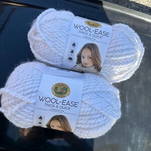 Lion Brand Wool-Ease Thick & Quick Yarn - Soft White